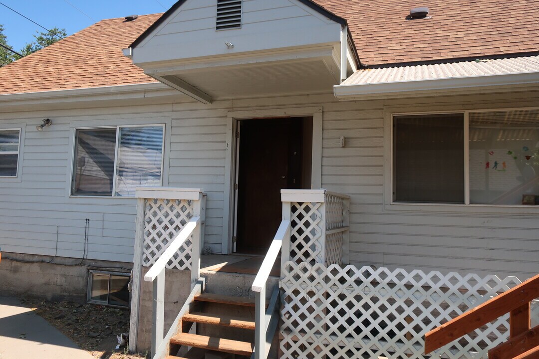 412 Yakima St, Unit A in Wenatchee, WA - Building Photo