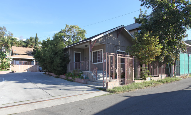 2520 Hancock St in Los Angeles, CA - Foto de edificio - Building Photo