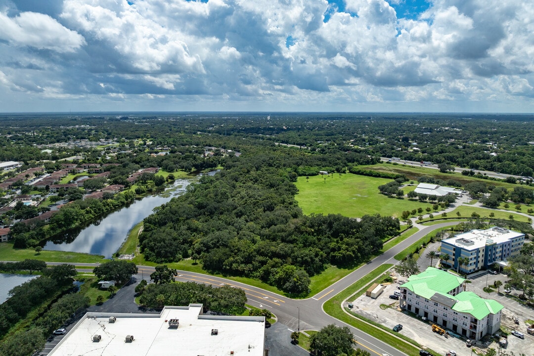 1420 Sportsman Ln NE in Palm Bay, FL - Building Photo
