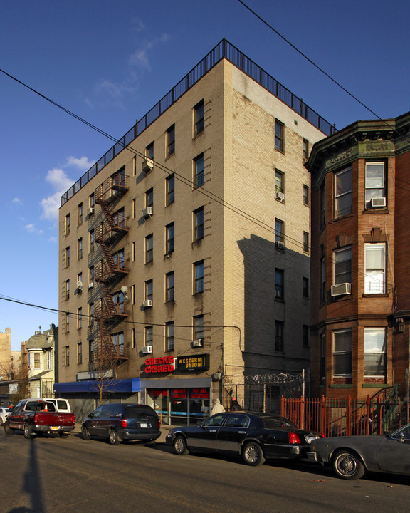 1041 Nelson Ave in Bronx, NY - Building Photo