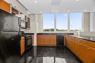 3025 N Western Ave in Chicago, IL - Building Photo - Building Photo