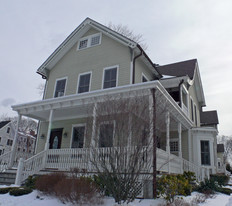 Milbank Commons in Greenwich, CT - Foto de edificio - Building Photo