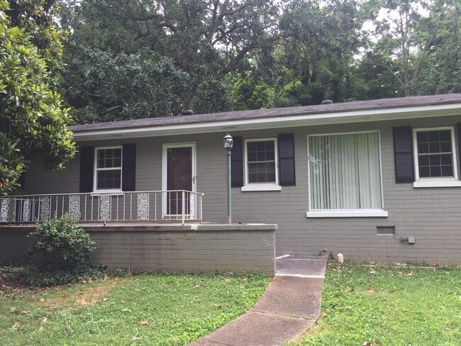 property at 1910 Baugh St NE