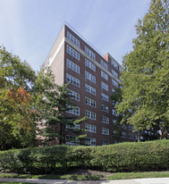 Parkway House Apartments