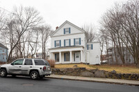 29 High St in Dorchester, MA - Foto de edificio - Building Photo