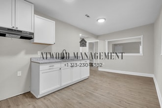 This beautifully updated 3-bedroom, 1-bath single-family home is ready for move-in! in Detroit, MI - Building Photo - Building Photo