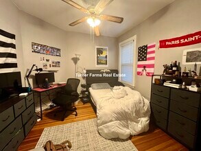 210 Harvard St, Unit 2 in Cambridge, MA - Building Photo - Building Photo