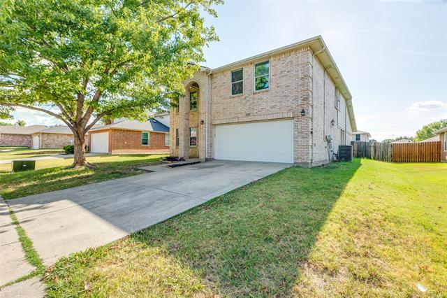 2624 Misty Harbor Dr in Little Elm, TX - Foto de edificio - Building Photo