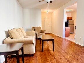 301 Palisade Ave in Union City, NJ - Building Photo - Building Photo