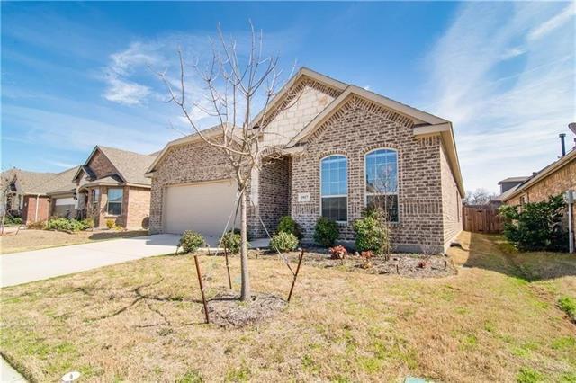1917 Gayla Creek Dr in Little Elm, TX - Building Photo - Building Photo