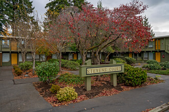 Steven's Court in Edmonds, WA - Building Photo - Primary Photo