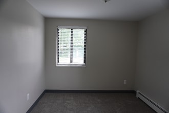 6 Yale Pl, Unit 3 in Buffalo, NY - Foto de edificio - Building Photo