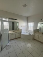 3557 Valleyview Dr in Kissimmee, FL - Building Photo - Building Photo