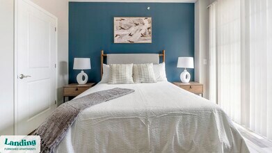 302 Constitution Ave, Unit B9-471 in Bayonne, NJ - Foto de edificio - Building Photo