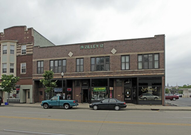 414 Pleasant St in Beloit, WI - Foto de edificio - Building Photo