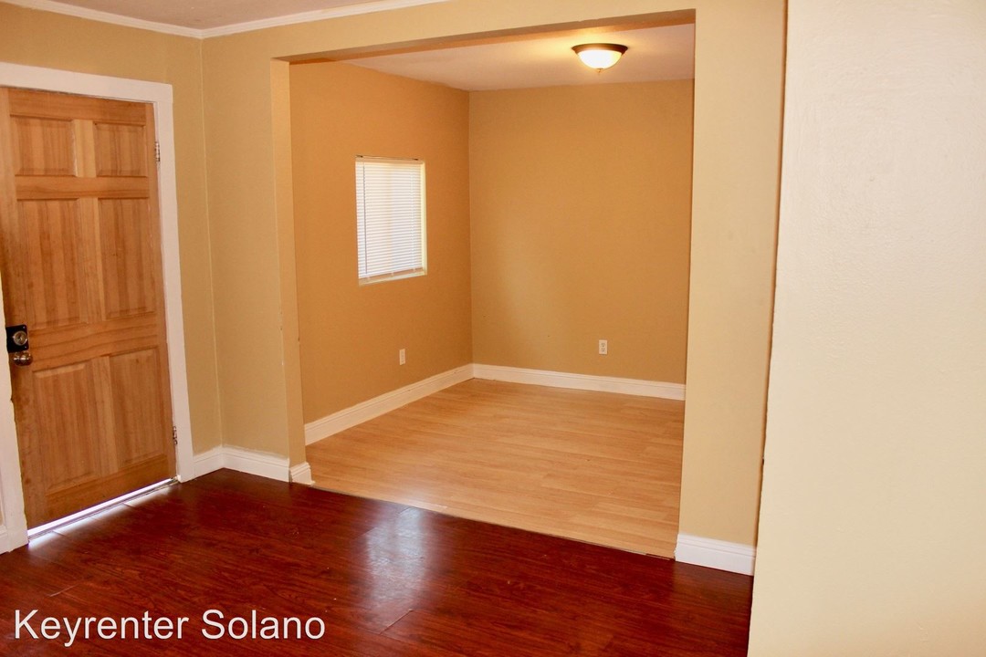 1222 York St in Vallejo, CA - Building Photo
