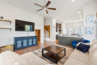 1103 Lavender Rdg in Dallas, TX - Building Photo - Building Photo