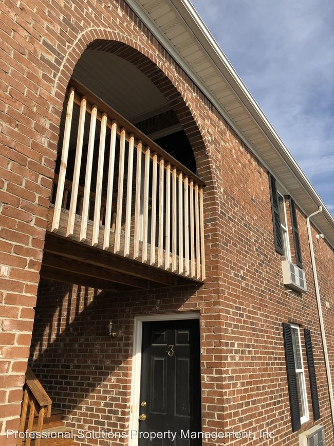 144 S Killarney Ln in Richmond, KY - Building Photo - Building Photo