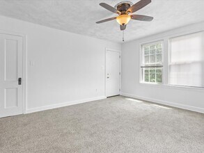 305 34th St SE in Washington, DC - Building Photo - Building Photo