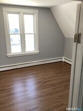 68 Woodbridge St in Manchester, CT - Building Photo - Building Photo