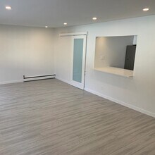 La Condesa in Vancouver, BC - Building Photo - Building Photo