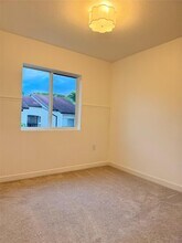 5010 SW 37th St in Pembroke Park, FL - Building Photo - Building Photo