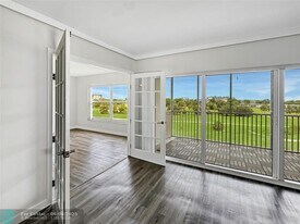 2950 N Palm Aire Dr in Pompano Beach, FL - Building Photo