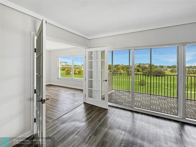 property at 2950 N Palm Aire Dr