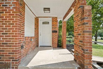 1704 Cairo Ave in Oklahoma City, OK - Building Photo - Building Photo