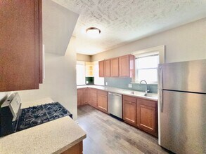 5039 Miami St in Omaha, NE - Building Photo - Building Photo