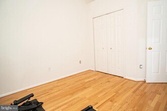 12964 Pinnacle Dr in Germantown, MD - Building Photo - Building Photo