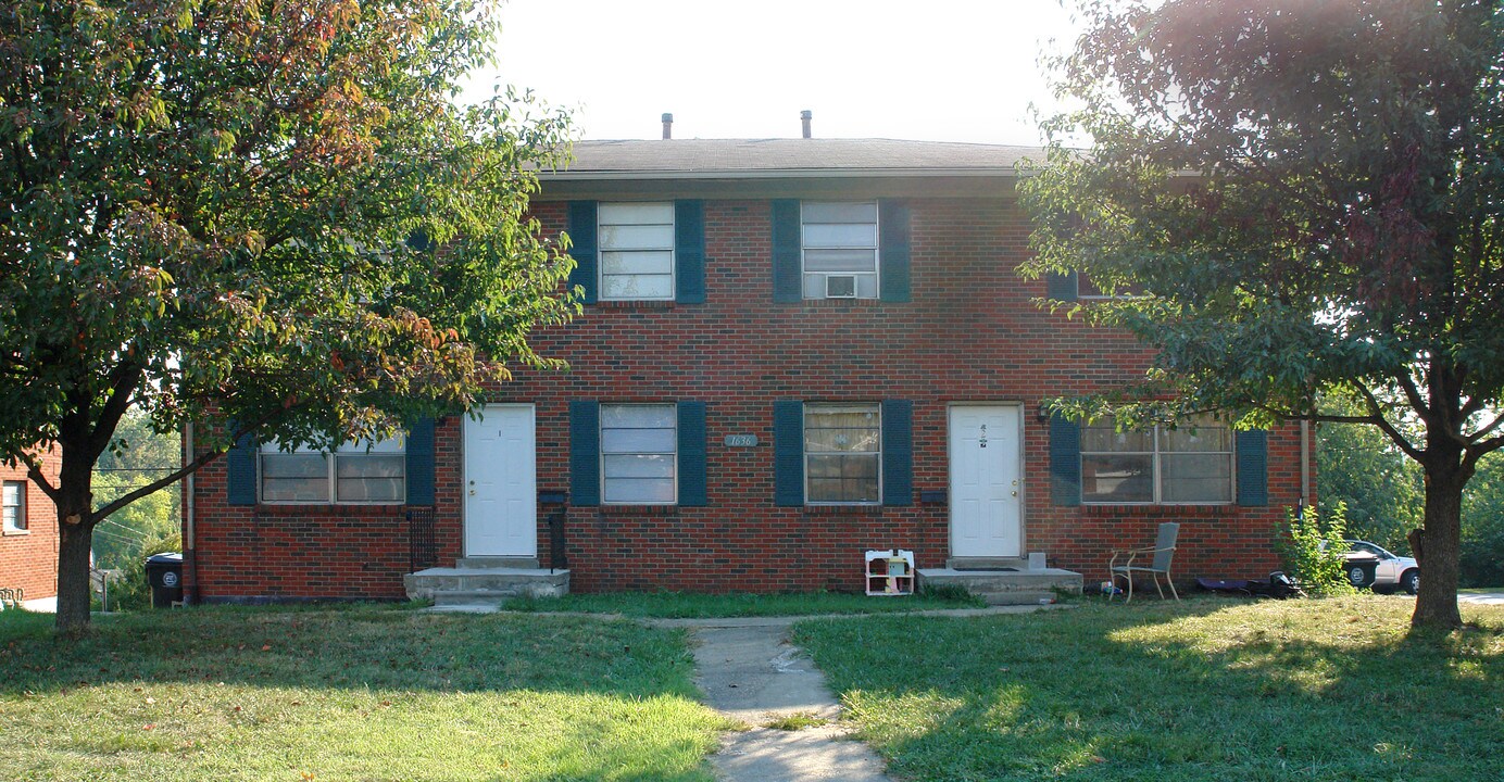 1636 Alexandria Dr in Lexington, KY - Building Photo