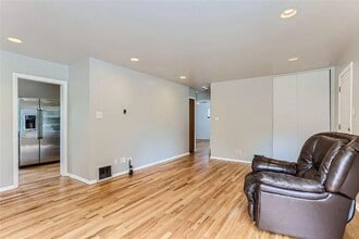 3226 S Holly St in Denver, CO - Building Photo - Building Photo