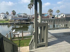 181 Barracuda St in Bayou Vista, TX - Building Photo - Building Photo