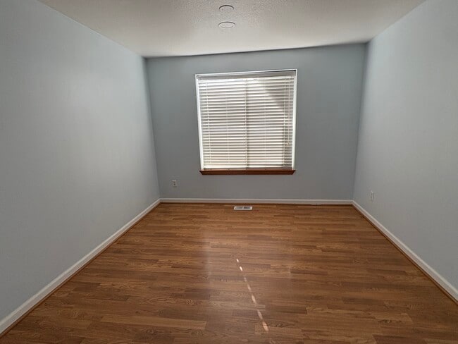 18960 SW Christopher Dr in Beaverton, OR - Foto de edificio - Building Photo