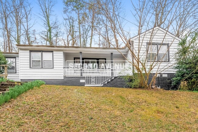 property at 844 Vanderbilt St