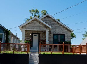 4204 Hale Ave in Louisville, KY - Building Photo - Building Photo