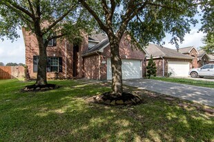 22015 Field Green Dr in Cypress, TX - Building Photo