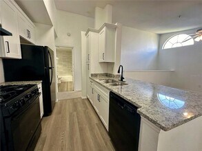 1606 Columbia Arms Cir, Unit 224 in Kissimmee, FL - Building Photo - Building Photo