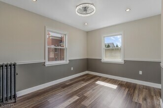 32 Maple St in Somerville, NJ - Building Photo - Building Photo