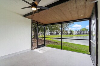 510 W Park Dr in Miami, FL - Building Photo - Building Photo