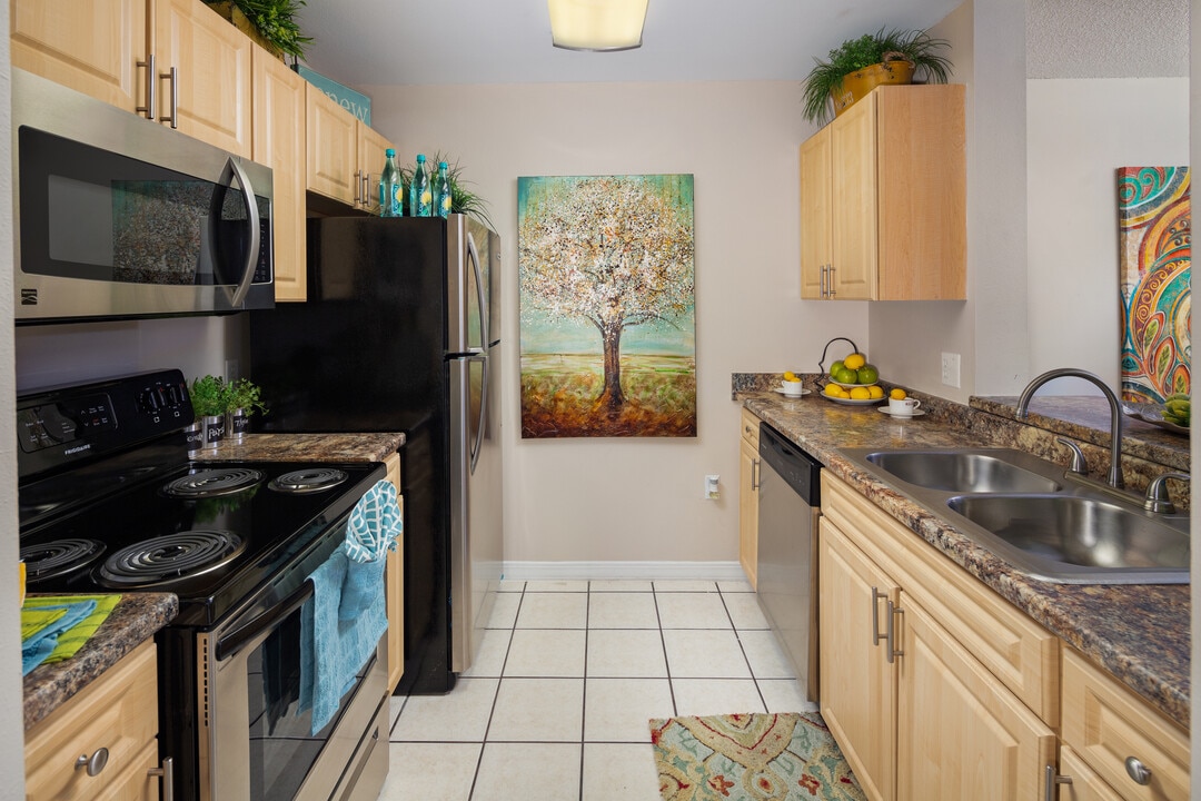 Kendall Ridge Apartment Homes in Bradenton, FL - Foto de edificio