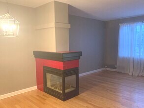 1777 Concord Dr in Glendale Heights, IL - Building Photo - Building Photo