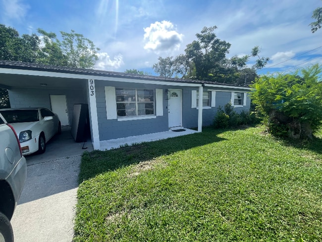 property at 903 Everett St