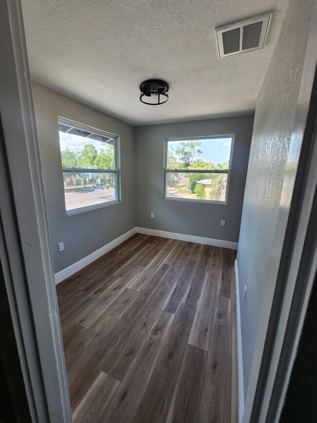 2900 1st Ave S, Unit 3 in St. Petersburg, FL - Building Photo - Building Photo
