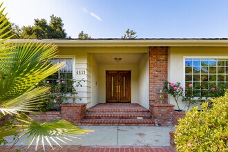 4421 Rochelle Pl in Los Angeles, CA - Building Photo - Building Photo