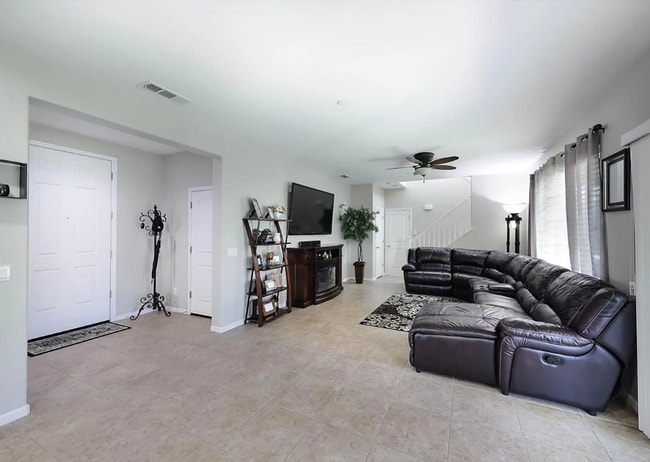 5421 Tejon Ridge Ct in Bakersfield, CA - Building Photo - Building Photo