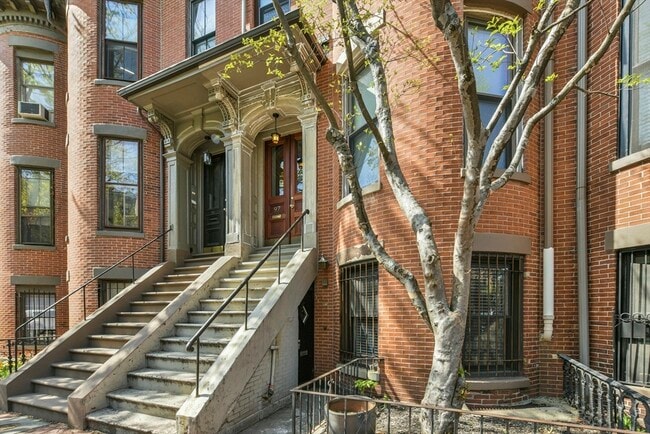 property at 97 Appleton St