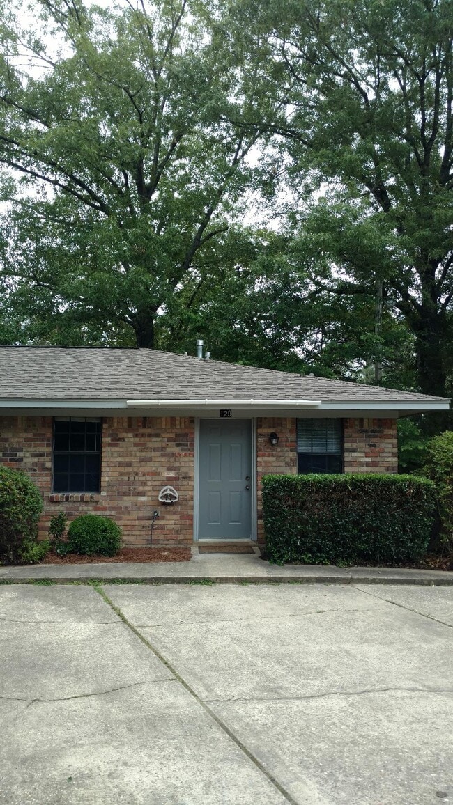 129 Debra Ln, Unit 129 Debra Lane