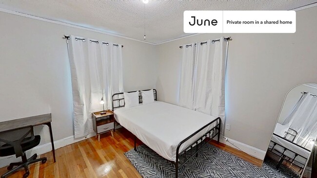 property at 61 Putnam Rd